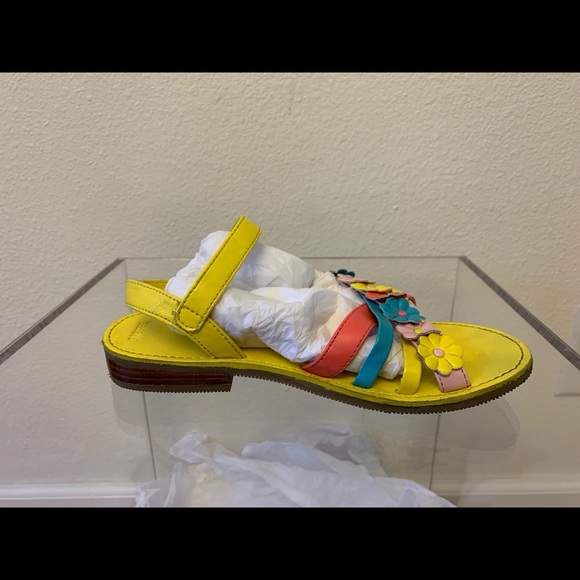 Yellow Flower Sandals - Picture 4 of 5